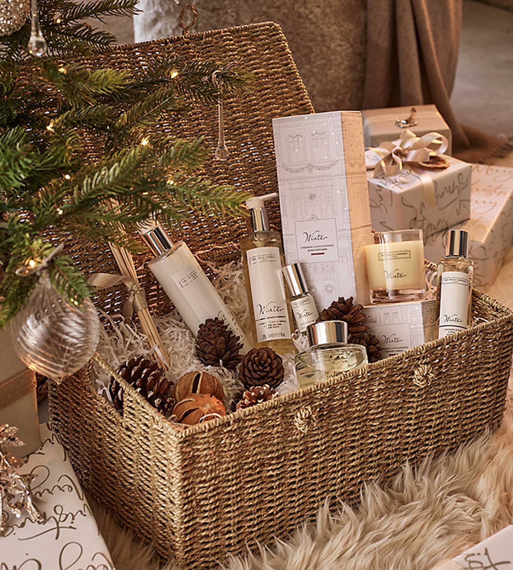 What Christmas Gift Hamper Trends Are Emerging Across Australia for 2025?